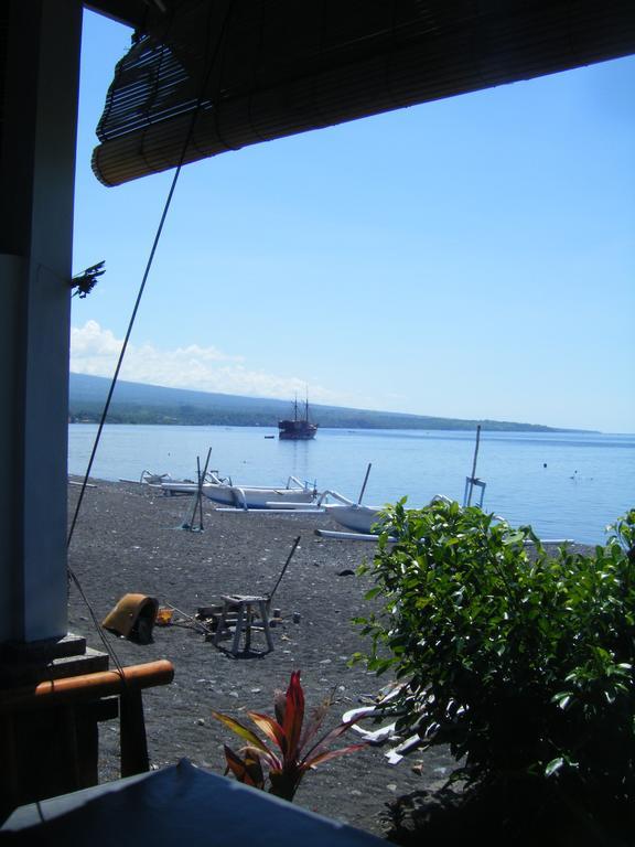 Alur Beach Homestay Amed Zewnętrze zdjęcie