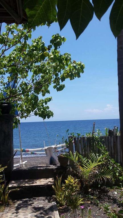 Alur Beach Homestay Amed Zewnętrze zdjęcie